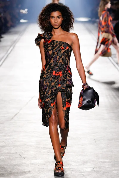Look 42